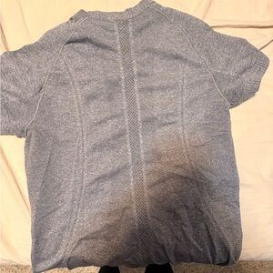 lululemon athletica Gray Short Sleeve Tee